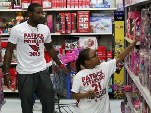 SUBWAY® Restaurants of Arizona Sponsors Patrick Peterson’s “Shop with a Jock” Event; Provides Dinner for Local Children from House of Refuge