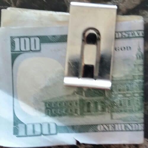 The Tale of Two Reputations