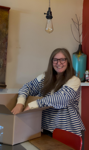 Charitable Programs at Arizona Virtual Academy, Insight Academy of Arizona Help Hundreds of Students, Families